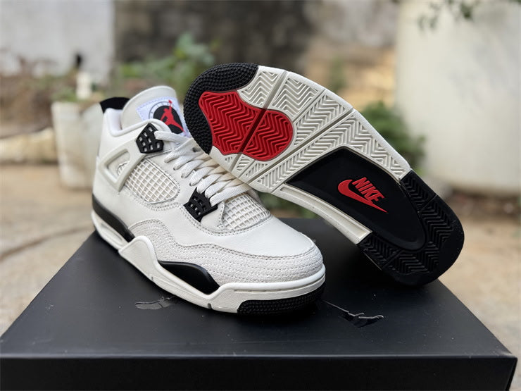 Jordan Men’s retro university 4’s